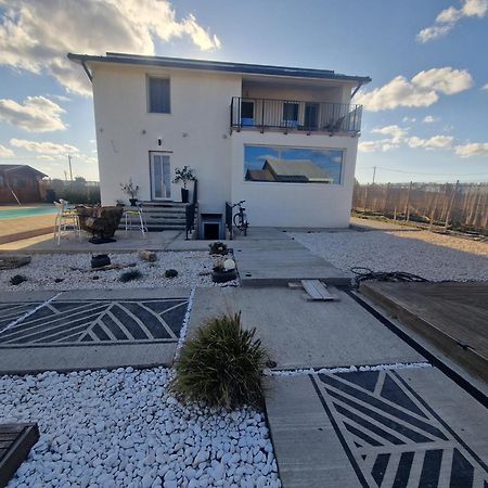 Maison Du Golf Costinesti Esterno foto